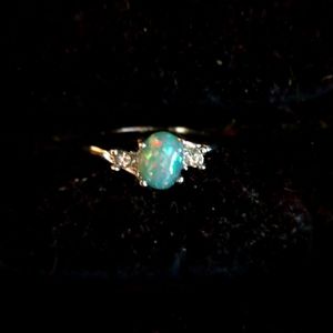 #3- fashion ring opal